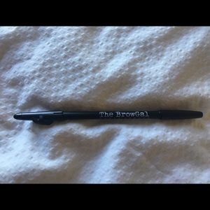 The Brow Gal eyebrow pencil Medium Brown